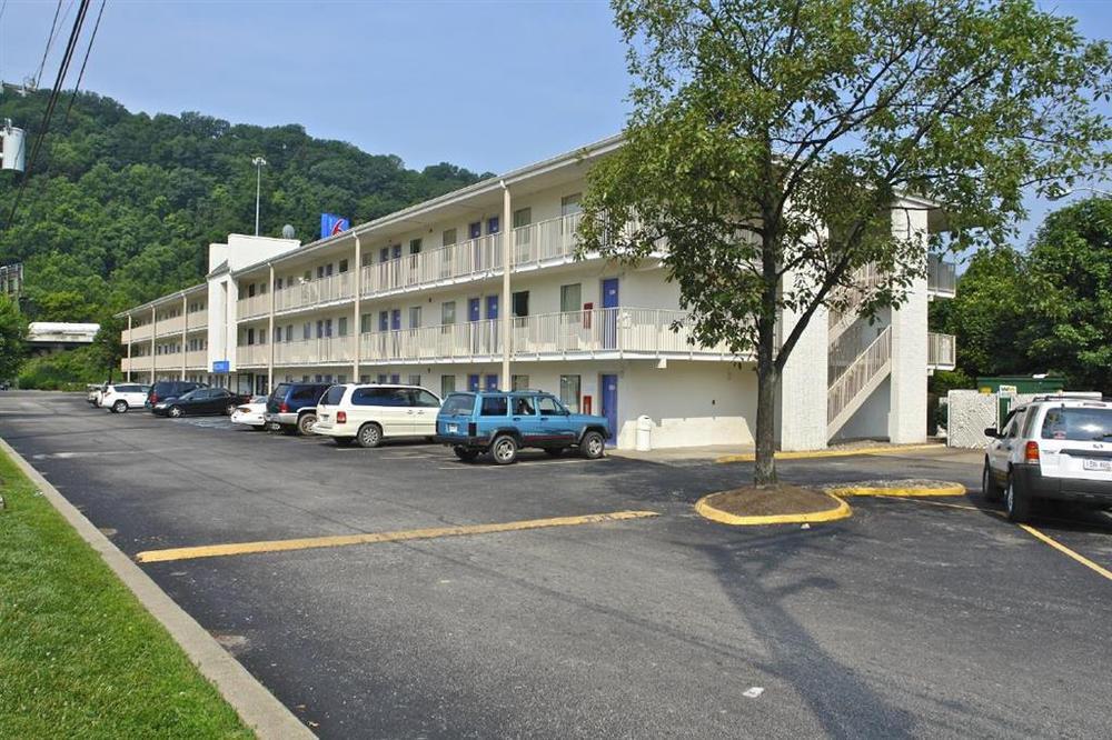 Days By Wyndham Wv